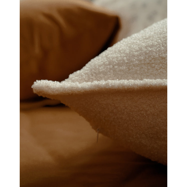 Simple With Grain Cashmere Lamb Cashmere Pillow