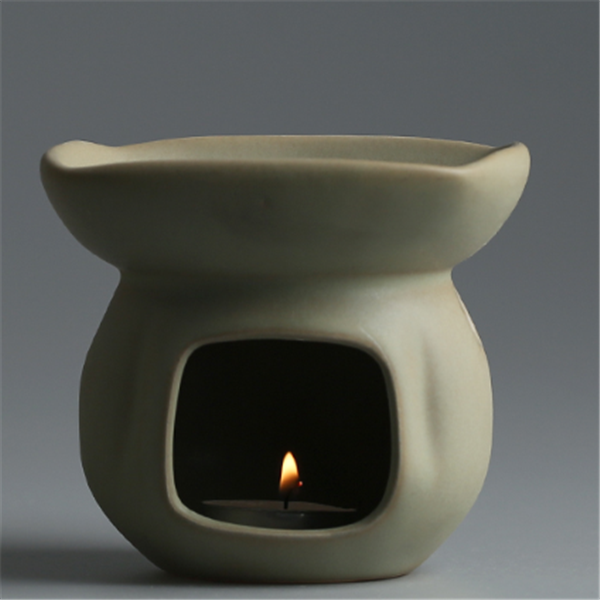 Ceramic oil lamp