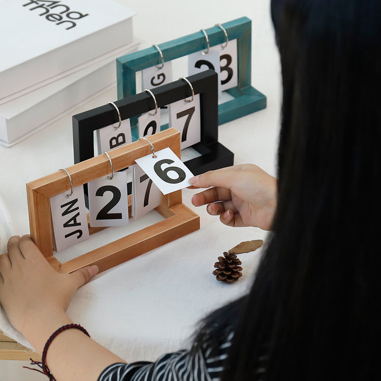 Countdown Small Calendar Creative Diy Wooden Flip Table Calendar Desk Calendar