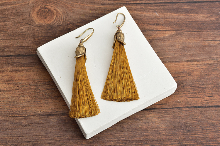 Retro simple long tassel earrings