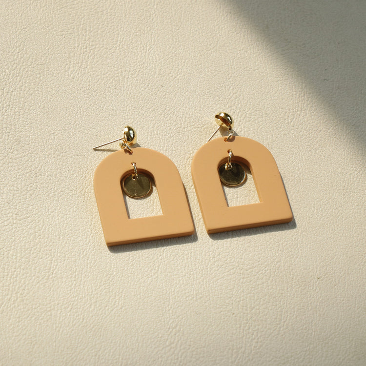 Ladies Fashion Clay Textured Acrylic Earrings