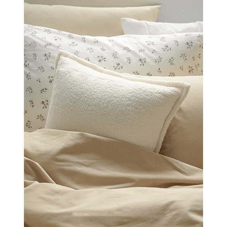 Simple With Grain Cashmere Lamb Cashmere Pillow